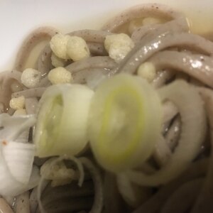 天かすたっぷりの蕎麦